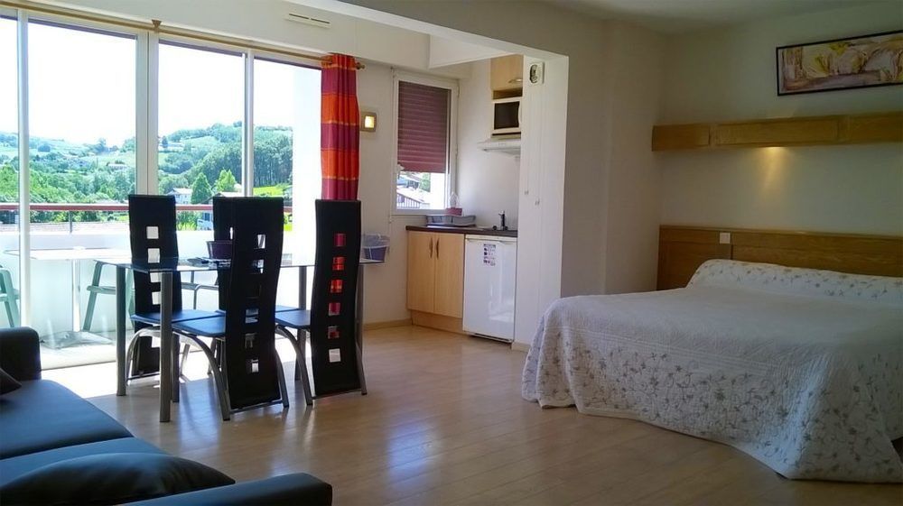 Hotel Residence Bergara Souraide Екстер'єр фото